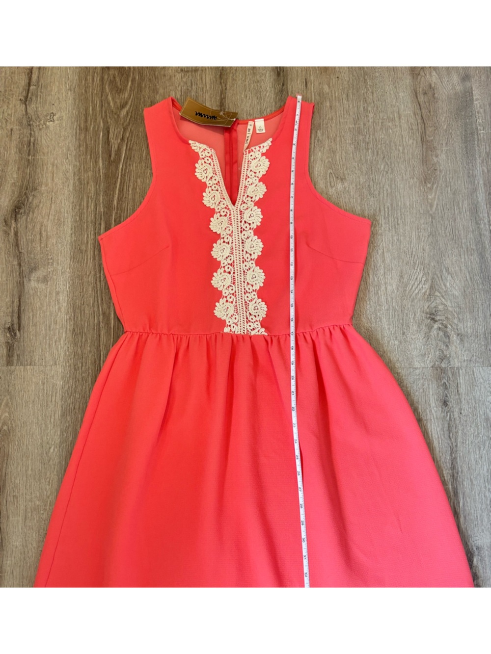 Francesca’s Miami Coral Sleeveless Dress with Ivory Crochet Trim Back zipper NWT - Picture 14 of 16